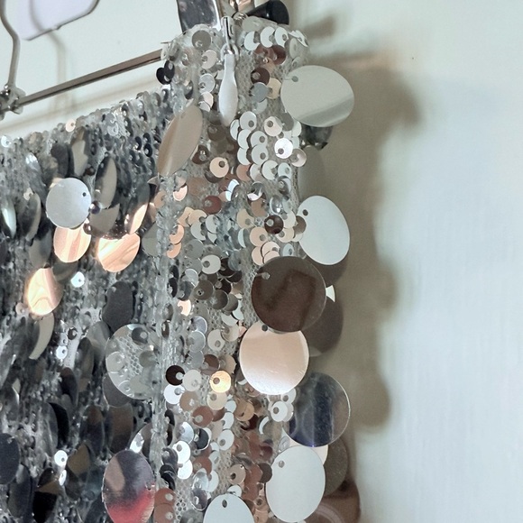 Edikted Sabrina Silver Sparkling Low Rise Mini Skirt NWT- Size Small - Picture 9 of 10